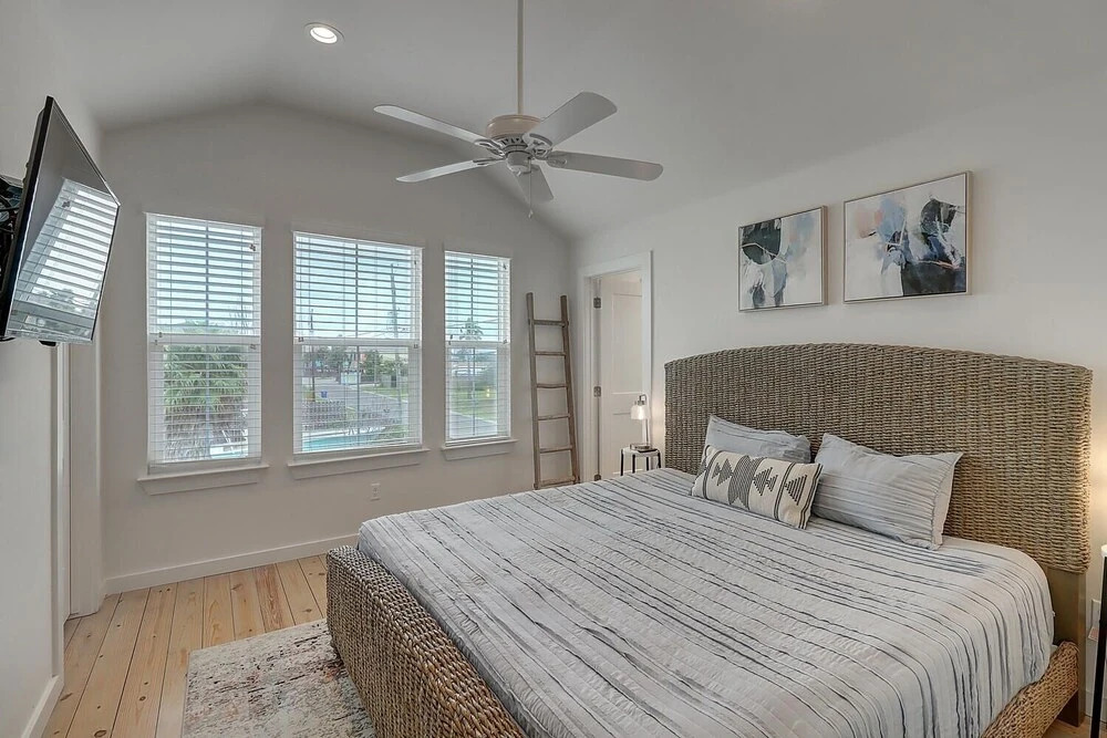 Shorely Goodness Mv1c 3 Bedroom Condo by Redawning