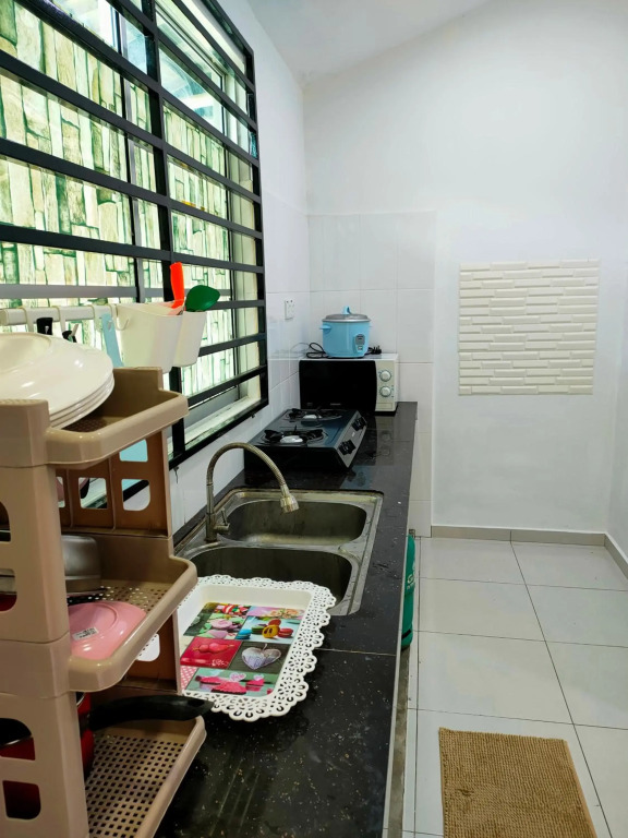 TheREHAT Homestay Kijal Terengganu