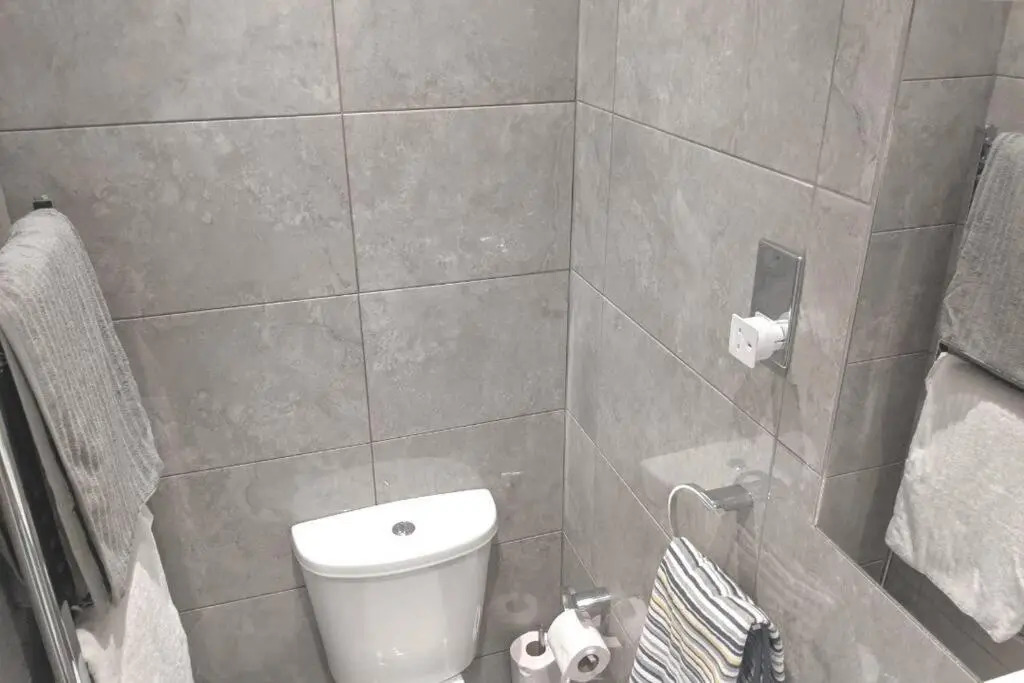 NEW APARTMENT - Offline Bookings on 079-504-13594