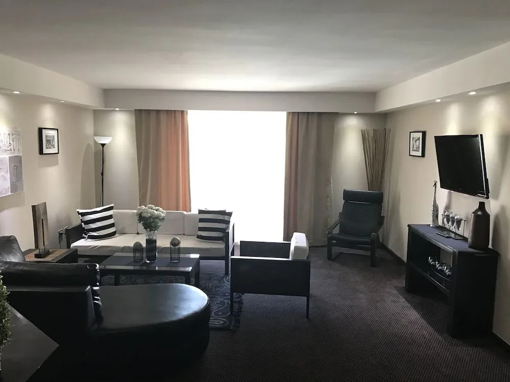 Savoy Hotel Boutique
