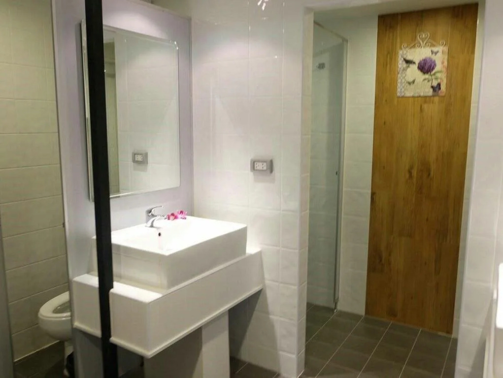 Loma Hostel at Phuket Town