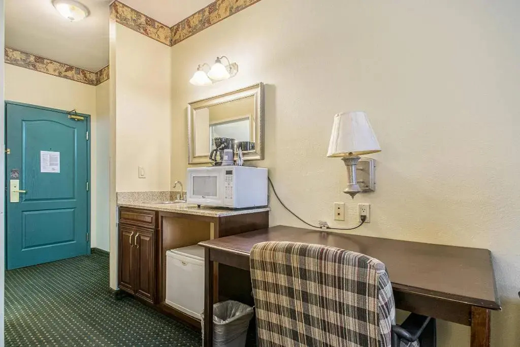 Country Inn & Suites by Radisson, Elkhart North