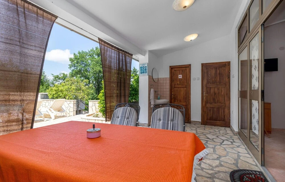 Beautiful Home in Jadranovo With Wifi and 3 Bedrooms