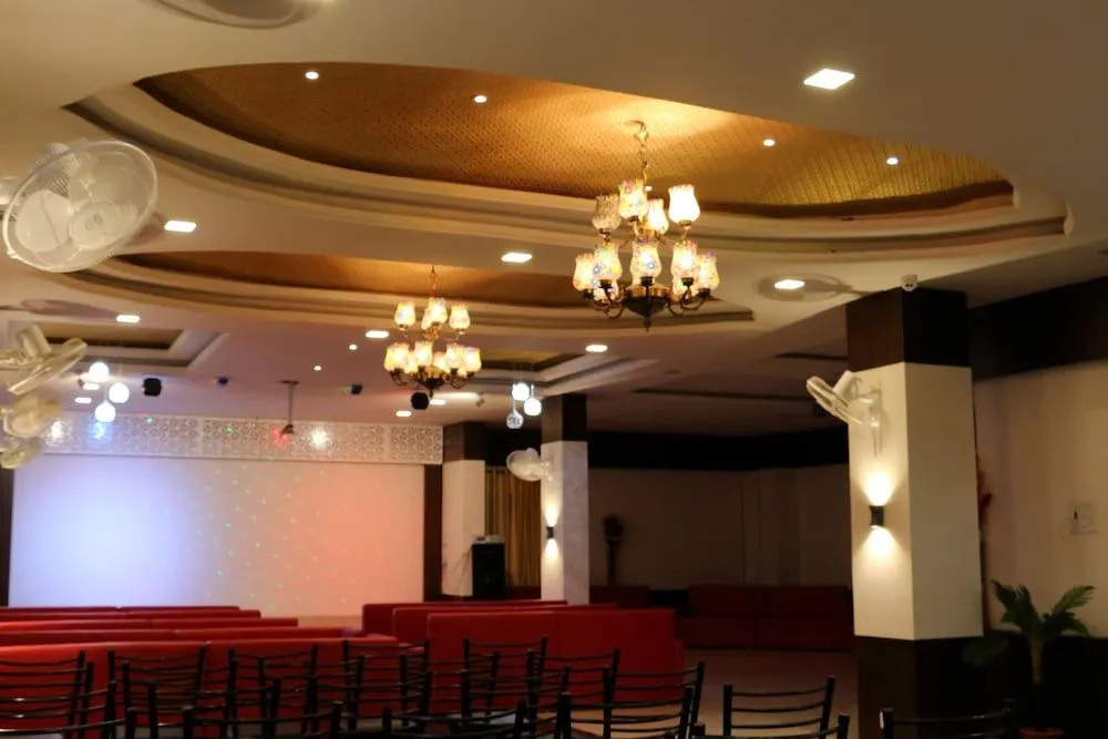 Hotel SHREE PALACE