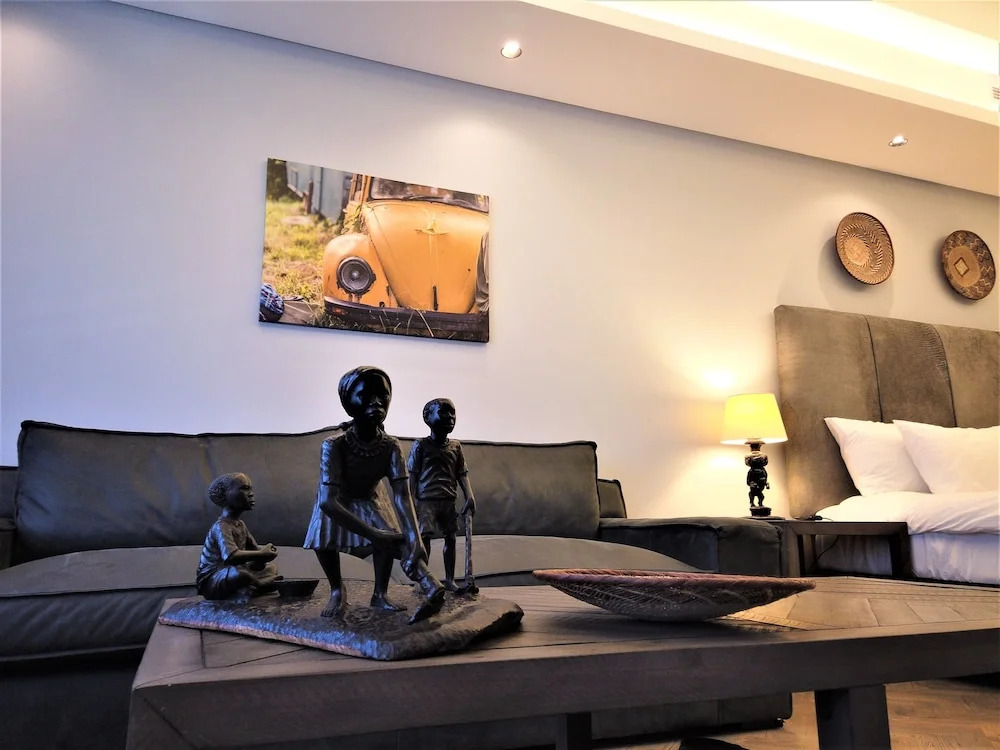 Deluxe Self Catering Studio CPT Cticc