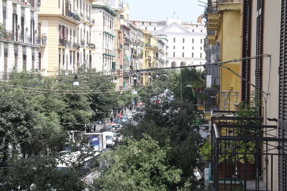 BB Le Porte Di Napoli