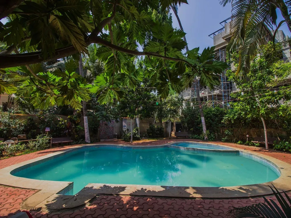 OYO 13016 Home Elegant Studios Calangute