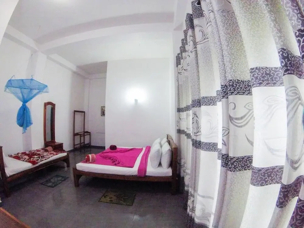 Adams Peak Inn