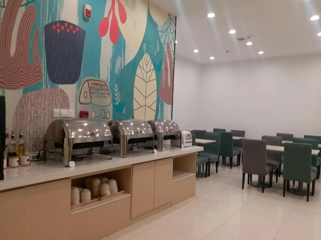 Hanting Hotel Qingdao Jimo Baolong Plaza