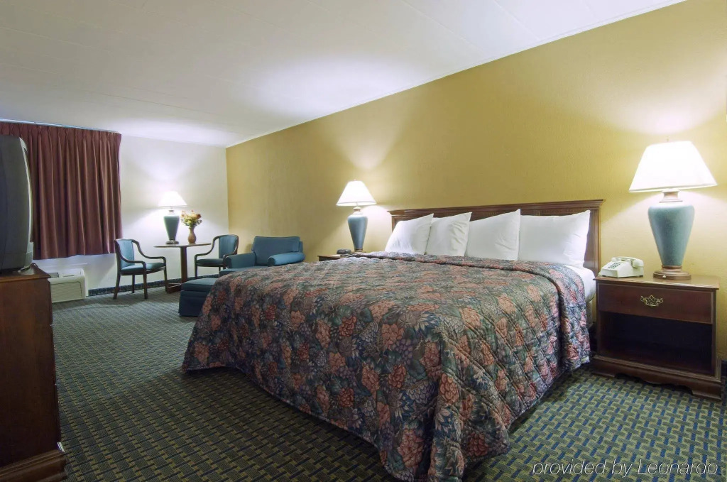 Royal Inn Hotel