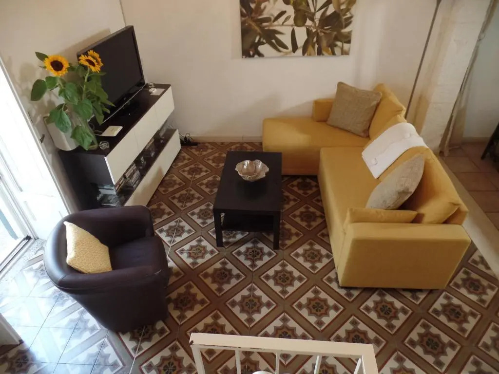 Casa Josephina - Three Level Stone Home With Balcony, 2 Roof Terraces & Sea Views