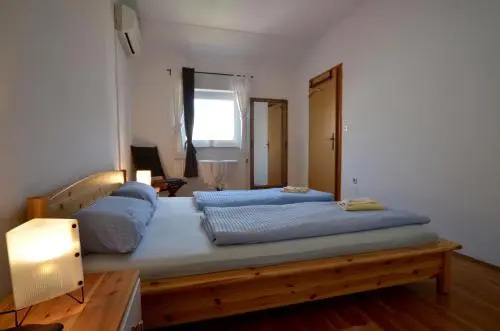 Apartment Akaju