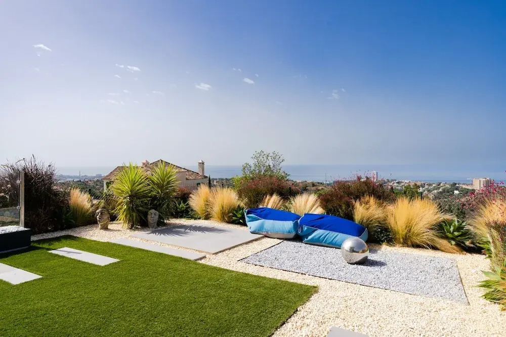 Villa in Marbella With Private Heated Pool