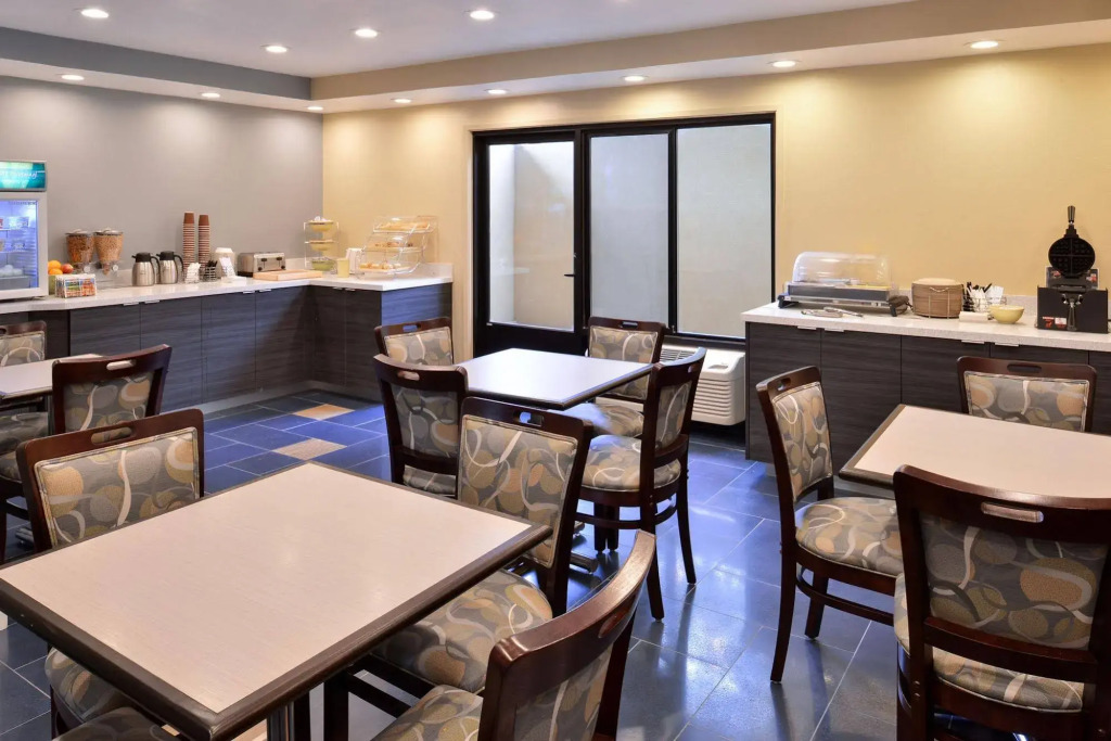 Rodeway Inn