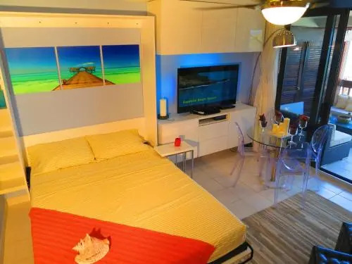 Luxury Beachfront Duplex Villa on Sapphire Beach I