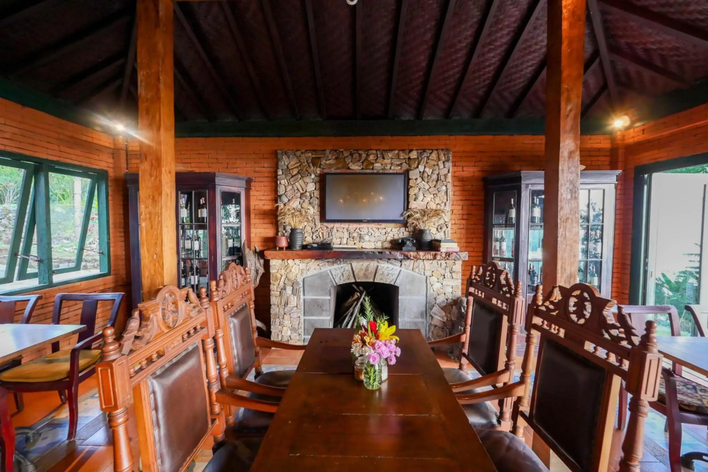 Munduk Farm House