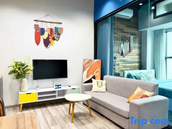 S6 The Sun Avenue- Ember Home -1 Private BR in D2