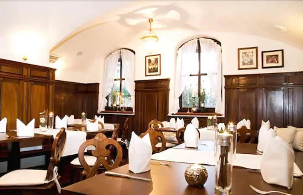 Spundloch- das Hotel & Weinrestaurant