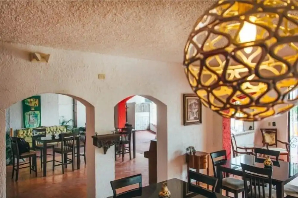 Real Colonial Hotel