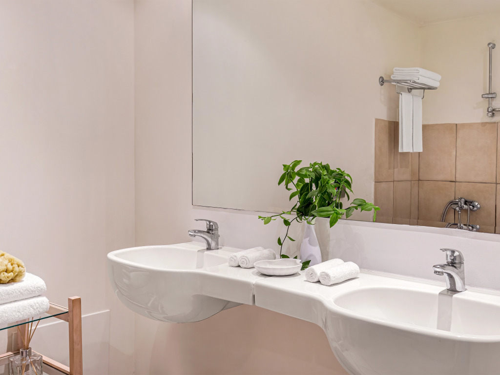 Grecotel Plaza Beach House