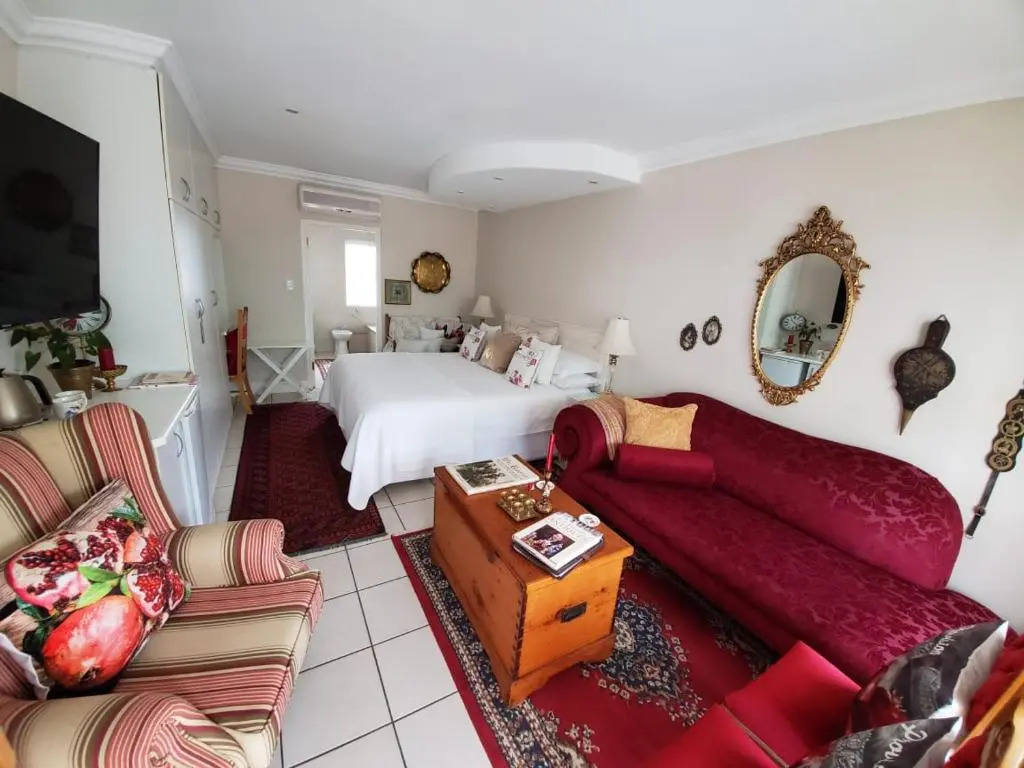 Gordons Beach Lodge
