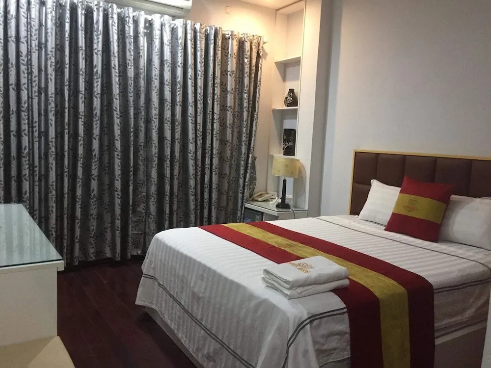 Queen Le Dai Hanh Hotel