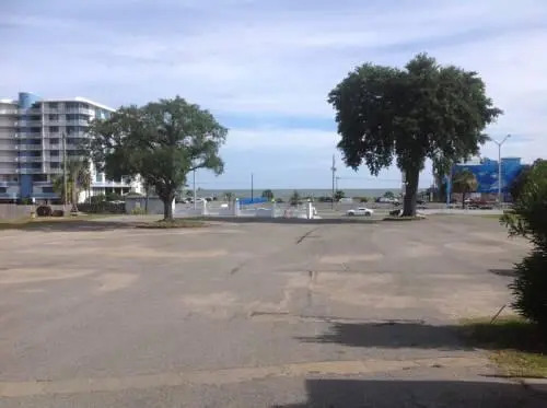 Flamingo Beach Inn