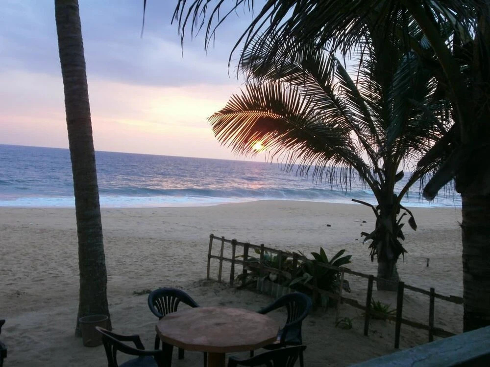Vista Rooms Hikka Beach