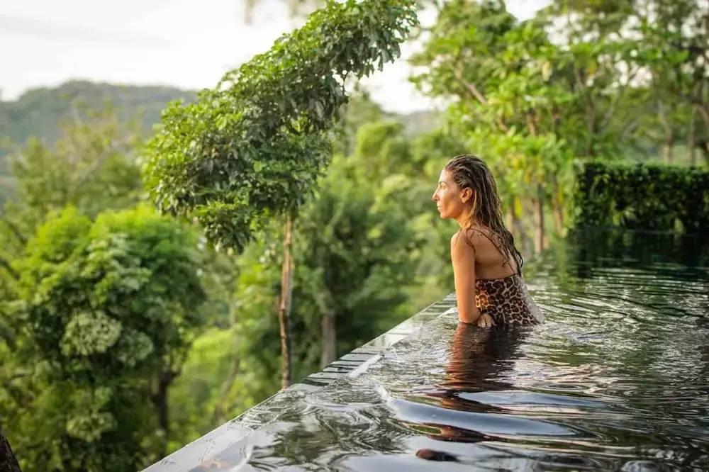 w Amazing 6BR Villa w Swimming Pool in Costa Rica