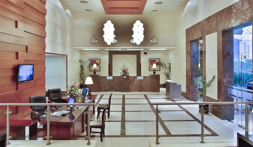 Country Inn & Suites By Carlson Mysore