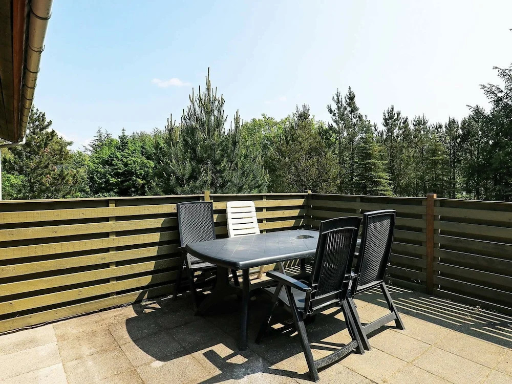 Attractive Holiday Home in Løgstør With Garden Furniture