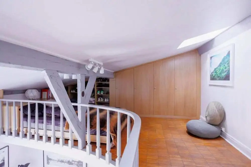 Historic Latin Quarter Loft for up to 4 Guests!