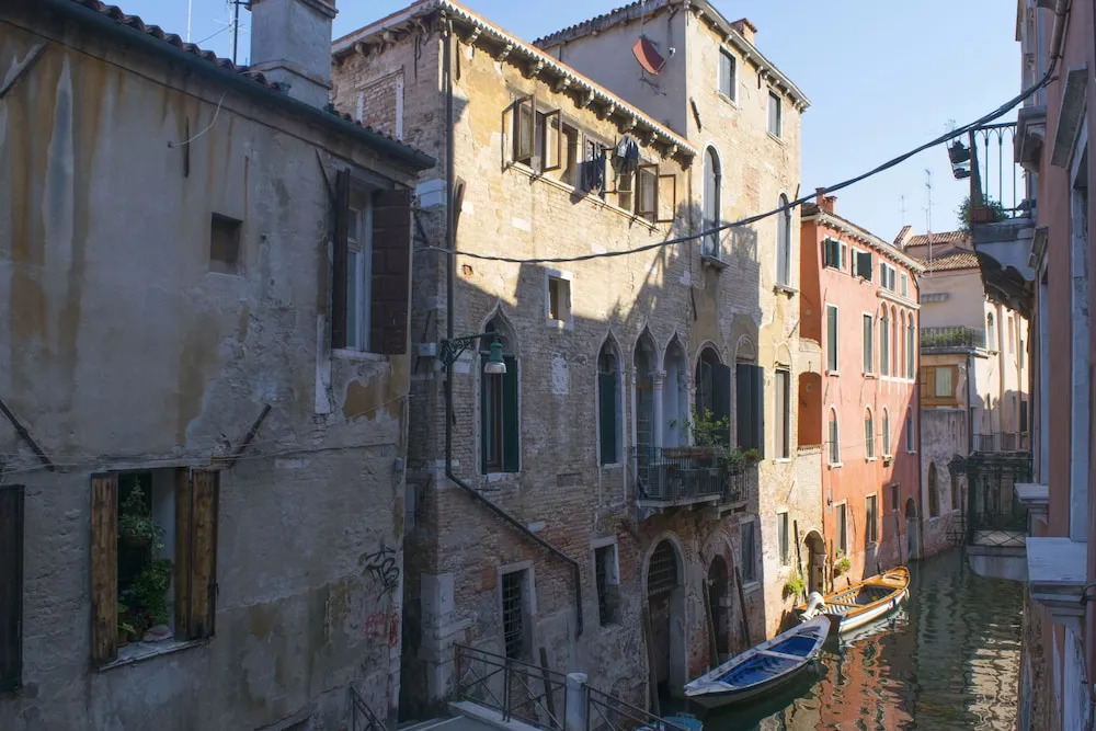Graceful Venice Barnaba Suite by Ca-sa Check