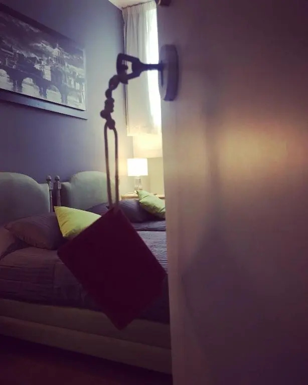 Caracalla Room Rental