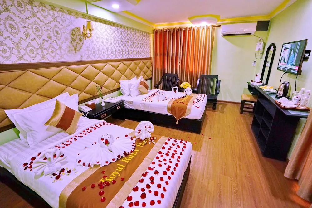Royal Ruby Hotel