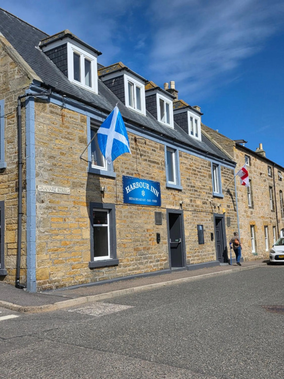 The harbour inn