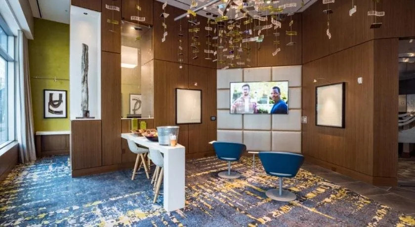 Global Luxury Suites at Woodmont Triangle South