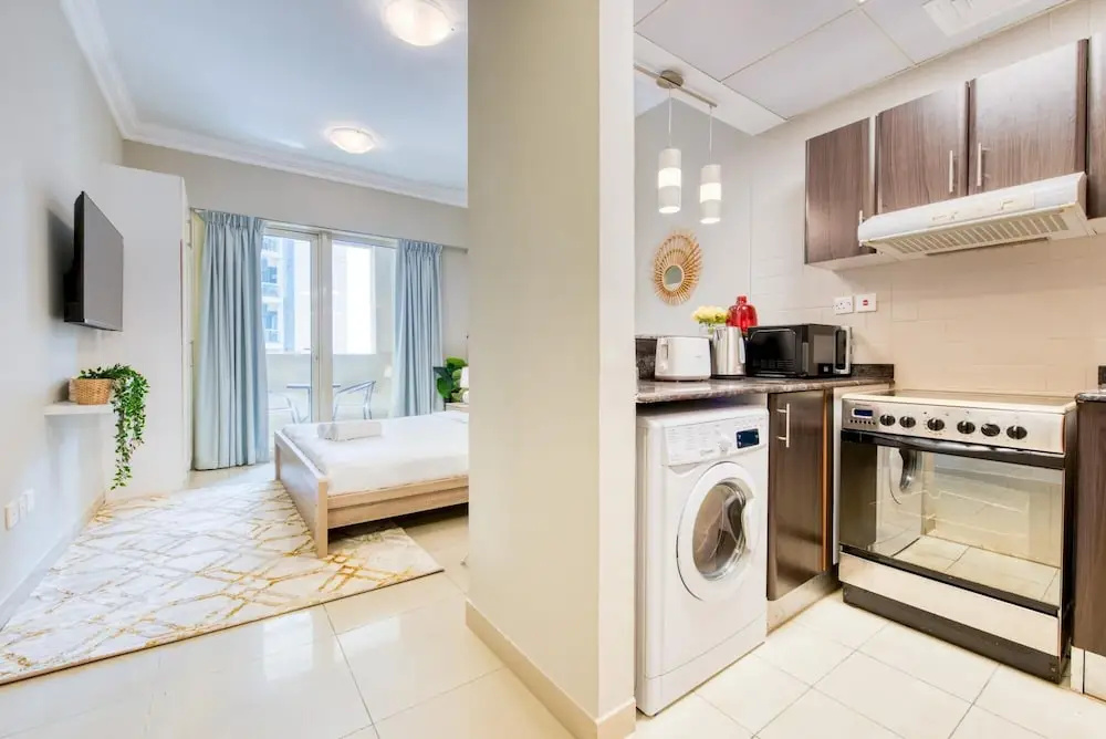 Elite LUX Holiday Homes - Fabulous Studio - Access to Beach Metro in Dubai Marina
