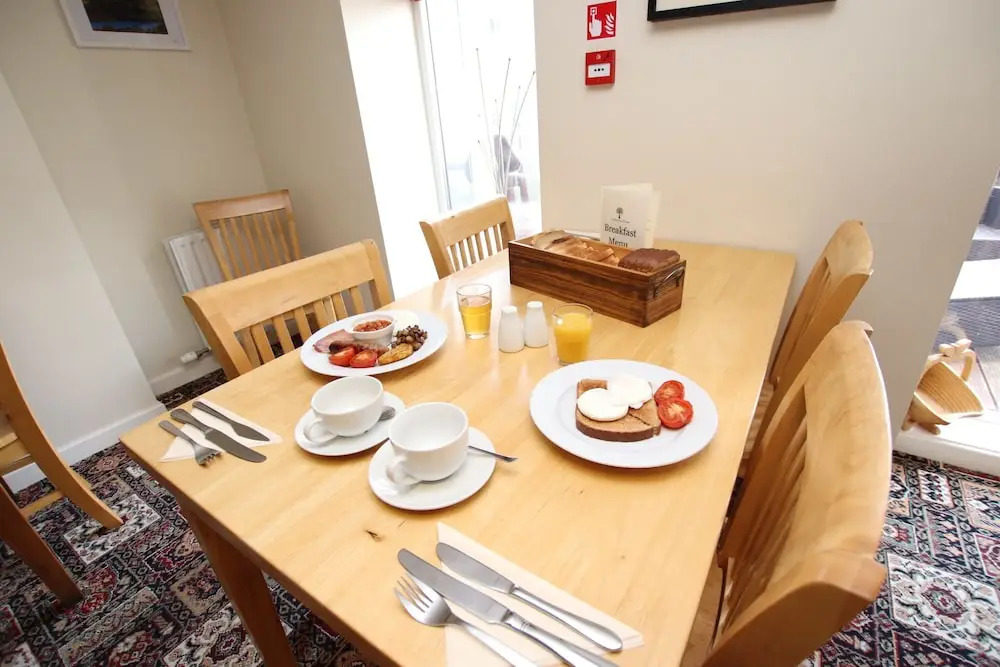 Acorn Guest House