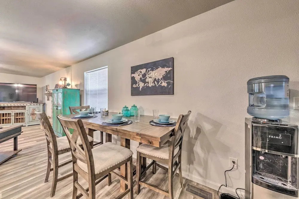 Pet-friendly Ruidoso Home w/ Deck & Forest Views!