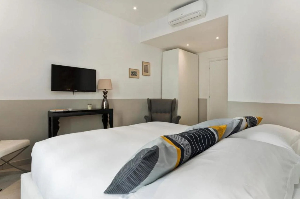 Aeterna Rooms Collection GuestHouse