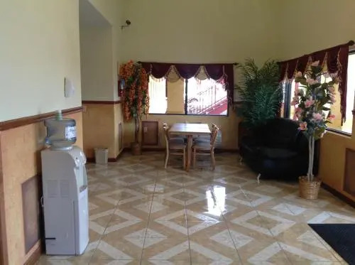 Woodland Inn and Suites