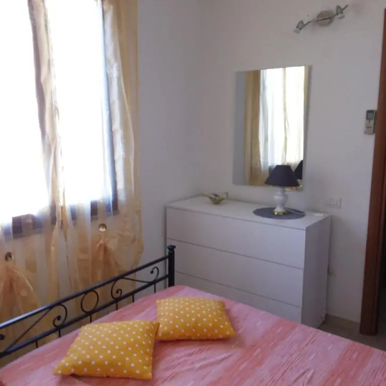 Casa vacanze Antonella Pula a 750mt dal centro