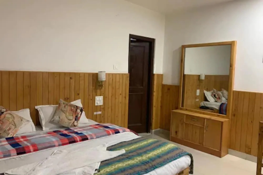 Hotel Aman Palace Kasol