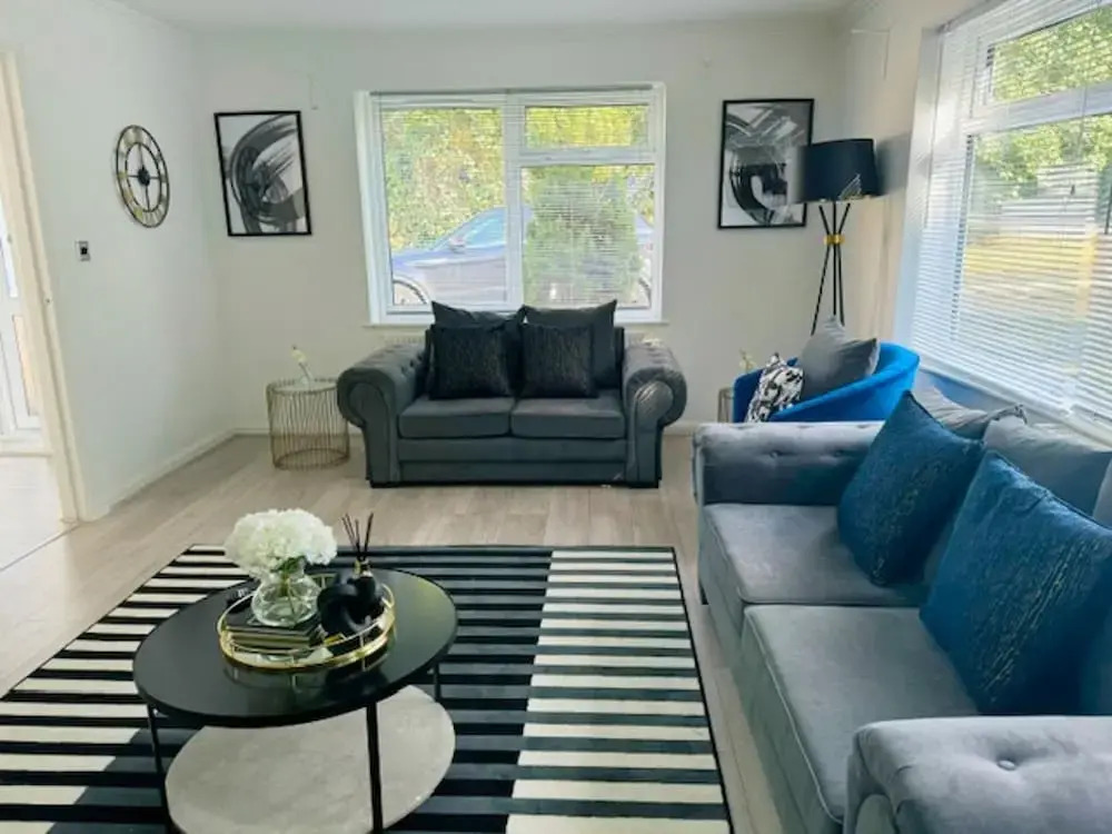 Bungalow - Sleeps 6 - Garden - Wheelchair Access