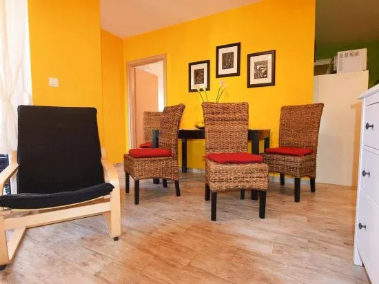 Apartment Plutus