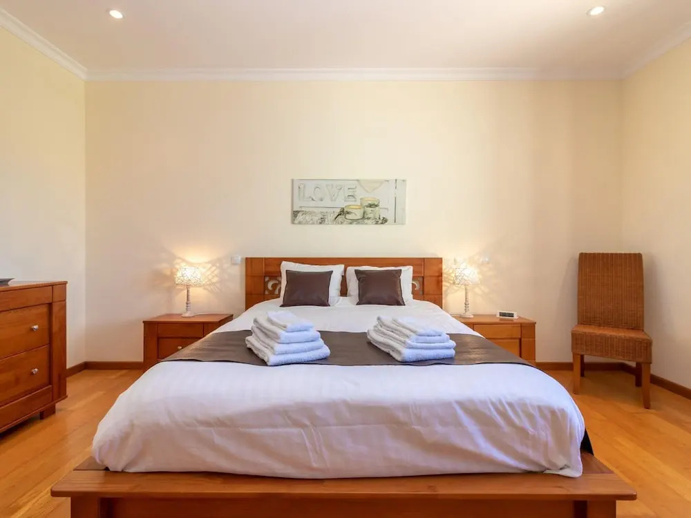 Luxury Villa in Albufeira With Heated Private Pool