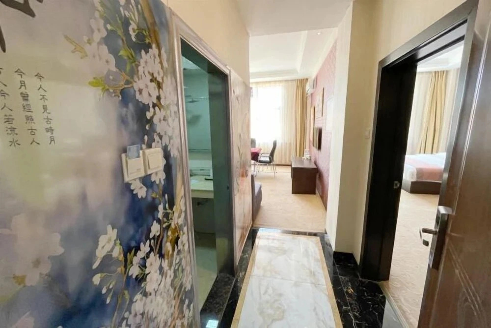 Pengcheng Hotel