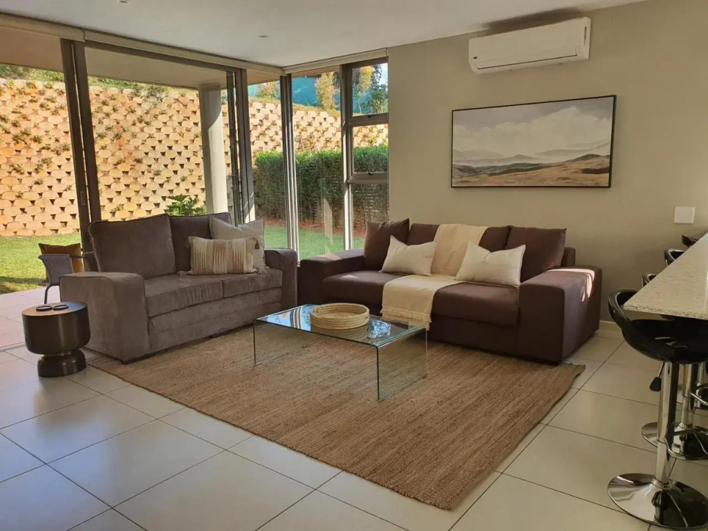 Zimbali Wedge - Unit 11