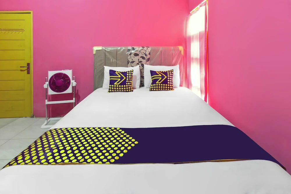 OYO Life 93405 Montong Are Residence